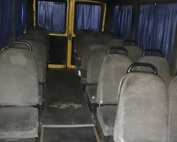 Жовтий Мерседес Варіо, об'ємом двигуна 2.87 л та пробігом 185 тис. км за 6000 $, фото 5 на Automoto.ua