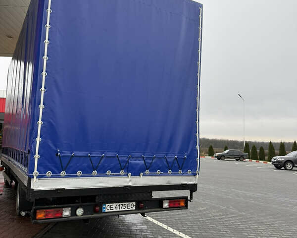 Желтый Мерседес Варио, объемом двигателя 4.25 л и пробегом 500 тыс. км за 24000 $, фото 3 на Automoto.ua