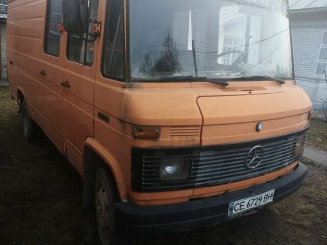 Жовтий Мерседес Варіо, об'ємом двигуна 3.8 л та пробігом 100 тис. км за 2350 $, фото 4 на Automoto.ua