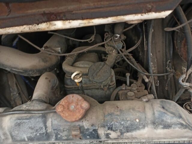 Жовтий Мерседес Варіо, об'ємом двигуна 3.8 л та пробігом 100 тис. км за 2350 $, фото 14 на Automoto.ua