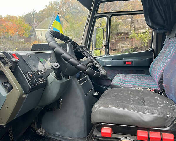 Сірий Мерседес Варіо, об'ємом двигуна 4.3 л та пробігом 400 тис. км за 15000 $, фото 10 на Automoto.ua