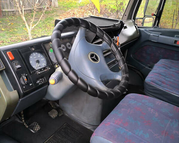 Сірий Мерседес Варіо, об'ємом двигуна 4.3 л та пробігом 400 тис. км за 15000 $, фото 10 на Automoto.ua