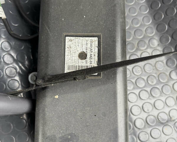 Серый Мерседес Варио, объемом двигателя 4.3 л и пробегом 200 тыс. км за 14000 $, фото 52 на Automoto.ua