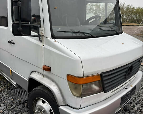 Серый Мерседес Варио, объемом двигателя 4.3 л и пробегом 200 тыс. км за 14000 $, фото 1 на Automoto.ua