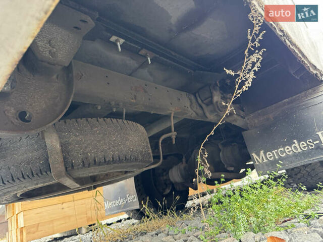 Серый Мерседес Варио, объемом двигателя 4.3 л и пробегом 200 тыс. км за 14000 $, фото 19 на Automoto.ua
