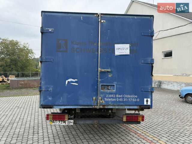 Синий Мерседес Варио, объемом двигателя 4.2 л и пробегом 355 тыс. км за 14999 $, фото 3 на Automoto.ua