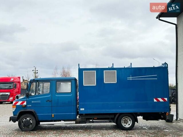 Синій Мерседес Варіо, об'ємом двигуна 4.25 л та пробігом 327 тис. км за 21999 $, фото 6 на Automoto.ua