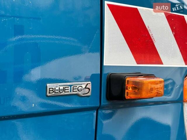 Синій Мерседес Варіо, об'ємом двигуна 4.25 л та пробігом 327 тис. км за 21999 $, фото 13 на Automoto.ua