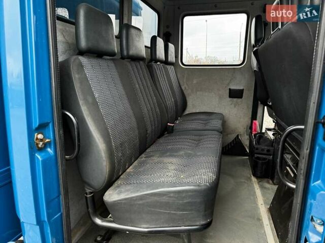 Синій Мерседес Варіо, об'ємом двигуна 4.25 л та пробігом 327 тис. км за 21999 $, фото 28 на Automoto.ua