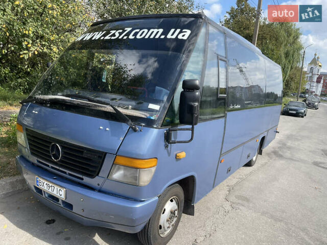Синий Мерседес Варио, объемом двигателя 4.25 л и пробегом 700 тыс. км за 17500 $, фото 4 на Automoto.ua