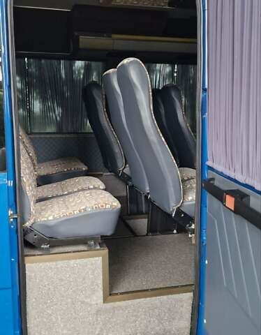 Синий Мерседес Варио, объемом двигателя 4.3 л и пробегом 432 тыс. км за 51900 $, фото 31 на Automoto.ua