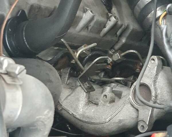 Зелений Мерседес Варіо, об'ємом двигуна 2.87 л та пробігом 750 тис. км за 5500 $, фото 4 на Automoto.ua