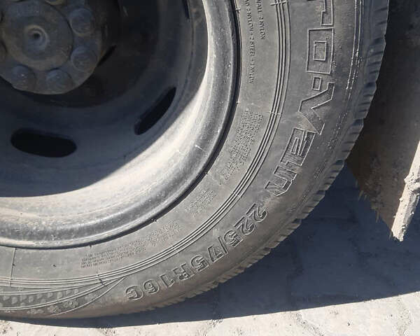 Зеленый Мерседес Варио, объемом двигателя 2.87 л и пробегом 230 тыс. км за 9000 $, фото 17 на Automoto.ua