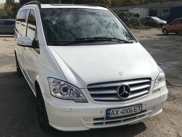 Мерседес Виано 2010 в Харькове на Automoto.ua Белый Мерседес Виано, объемом двигателя 2.14 л и пробегом 214 тыс. км за 17000 $, фото 1 на Automoto.ua