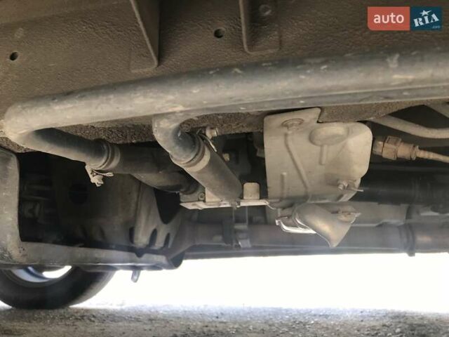 Мерседес Виано 2010 в Харькове на Automoto.ua Белый Мерседес Виано, объемом двигателя 2.14 л и пробегом 214 тыс. км за 17000 $, фото 24 на Automoto.ua