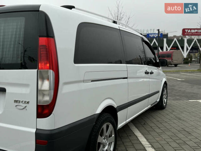 Белый Мерседес Виано, объемом двигателя 2.2 л и пробегом 293 тыс. км за 10700 $, фото 18 на Automoto.ua