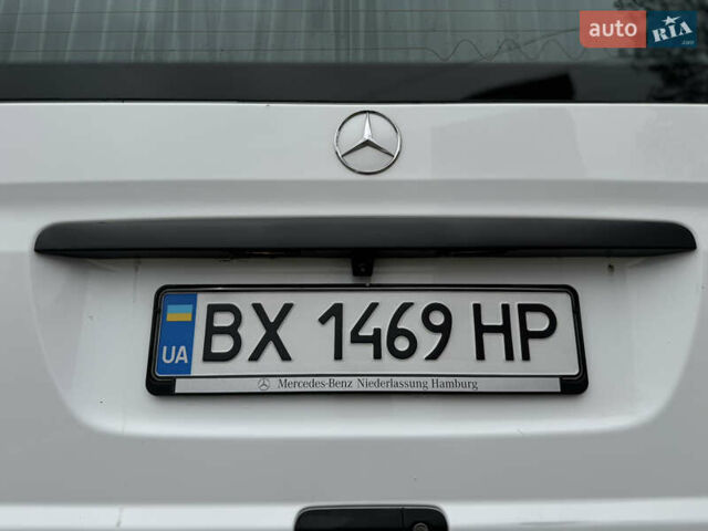 Белый Мерседес Виано, объемом двигателя 2.2 л и пробегом 293 тыс. км за 10700 $, фото 15 на Automoto.ua