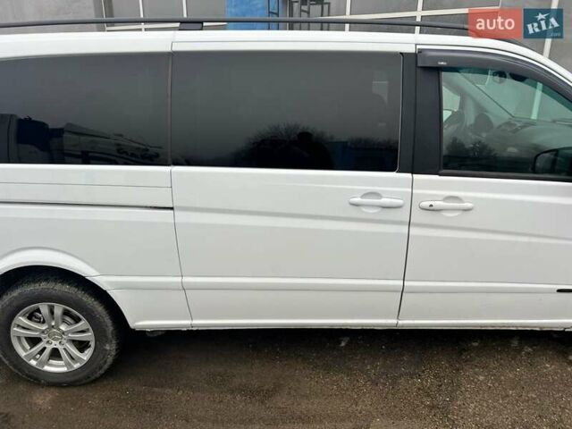Белый Мерседес Виано, объемом двигателя 3 л и пробегом 311 тыс. км за 21999 $, фото 3 на Automoto.ua