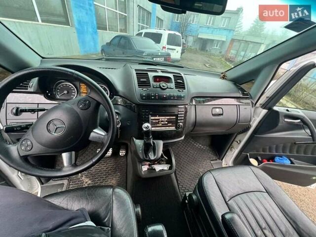 Белый Мерседес Виано, объемом двигателя 3 л и пробегом 311 тыс. км за 21999 $, фото 11 на Automoto.ua