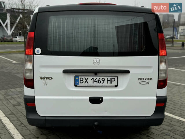 Белый Мерседес Виано, объемом двигателя 2.2 л и пробегом 293 тыс. км за 10700 $, фото 12 на Automoto.ua