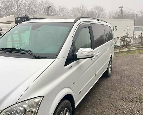 Белый Мерседес Виано, объемом двигателя 3 л и пробегом 311 тыс. км за 21999 $, фото 2 на Automoto.ua