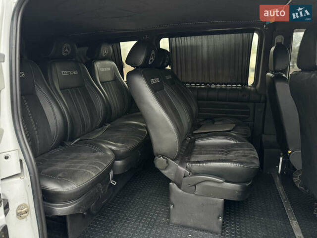 Белый Мерседес Виано, объемом двигателя 2.2 л и пробегом 293 тыс. км за 10700 $, фото 45 на Automoto.ua