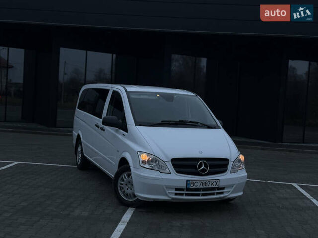 Белый Мерседес Виано, объемом двигателя 2.14 л и пробегом 175 тыс. км за 17700 $, фото 1 на Automoto.ua