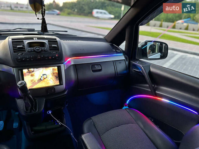 Мерседес Виано 2014 в Львове на Automoto.ua Белый Мерседес Виано, объемом двигателя 2.14 л и пробегом 271 тыс. км за 24000 $, фото 18 на Automoto.ua