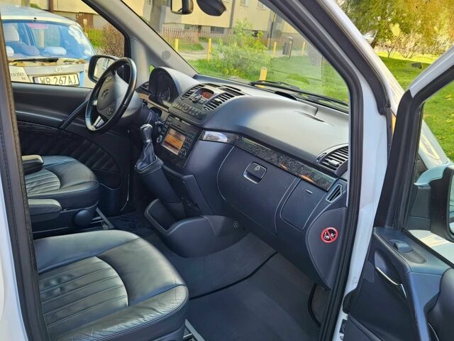 Белый Мерседес Виано, объемом двигателя 3 л и пробегом 86 тыс. км за 16500 $, фото 9 на Automoto.ua