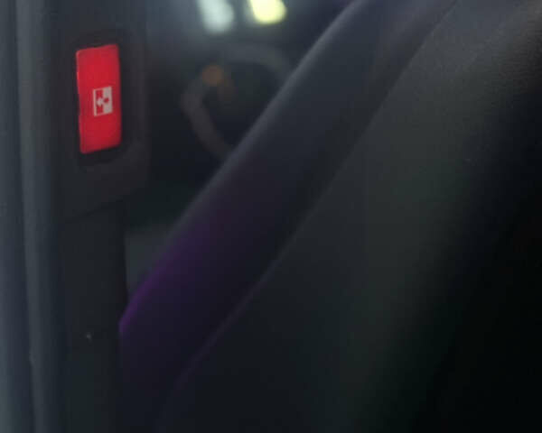 Мерседес Виано 2014 в Львове на Automoto.ua Белый Мерседес Виано, объемом двигателя 2.14 л и пробегом 271 тыс. км за 24000 $, фото 22 на Automoto.ua