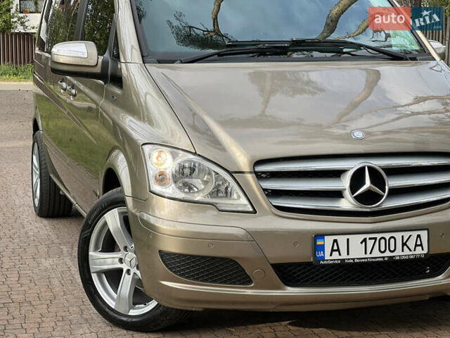 Бежевий Мерседес Віано, об'ємом двигуна 2.2 л та пробігом 260 тис. км за 18750 $, фото 5 на Automoto.ua