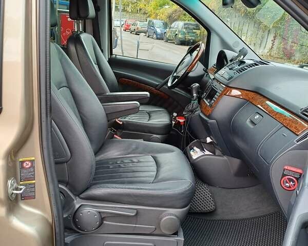 Бежевый Мерседес Виано, объемом двигателя 2.14 л и пробегом 317 тыс. км за 24000 $, фото 10 на Automoto.ua