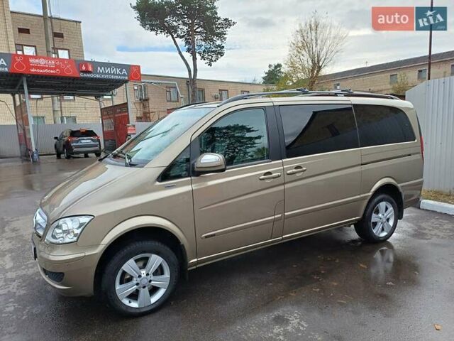Бежевый Мерседес Виано, объемом двигателя 2.14 л и пробегом 317 тыс. км за 24000 $, фото 1 на Automoto.ua