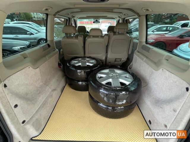 Черный Мерседес Виано, объемом двигателя 2.1 л и пробегом 308 тыс. км за 13499 $, фото 7 на Automoto.ua