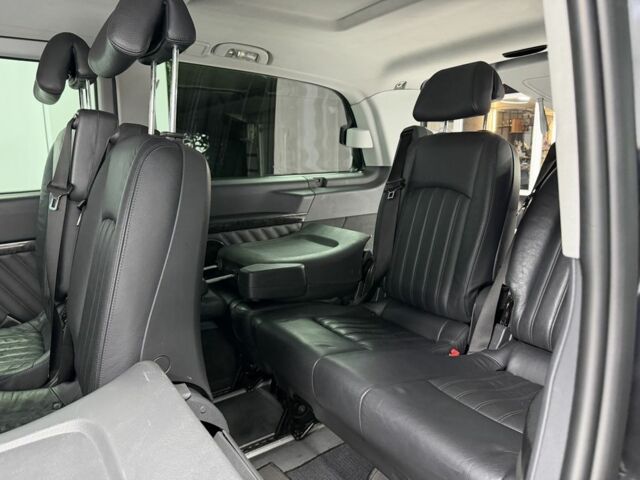 Чорний Мерседес Віано, об'ємом двигуна 3 л та пробігом 380 тис. км за 14999 $, фото 7 на Automoto.ua