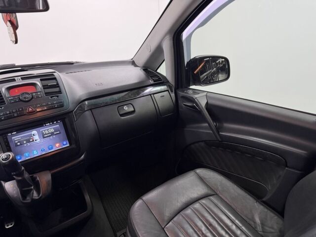 Чорний Мерседес Віано, об'ємом двигуна 3 л та пробігом 380 тис. км за 14999 $, фото 5 на Automoto.ua