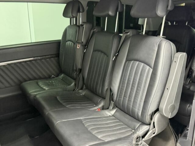 Чорний Мерседес Віано, об'ємом двигуна 3 л та пробігом 380 тис. км за 14999 $, фото 6 на Automoto.ua