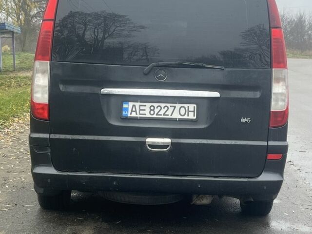 Черный Мерседес Виано, объемом двигателя 3.2 л и пробегом 293 тыс. км за 8000 $, фото 2 на Automoto.ua