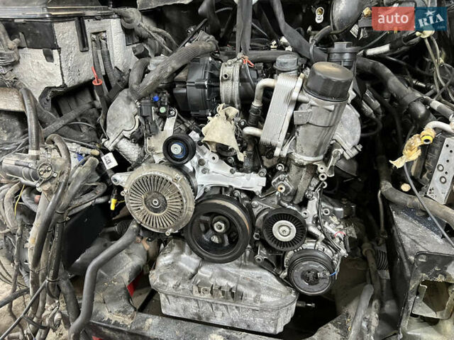 Черный Мерседес Виано, объемом двигателя 3.72 л и пробегом 332 тыс. км за 16500 $, фото 48 на Automoto.ua