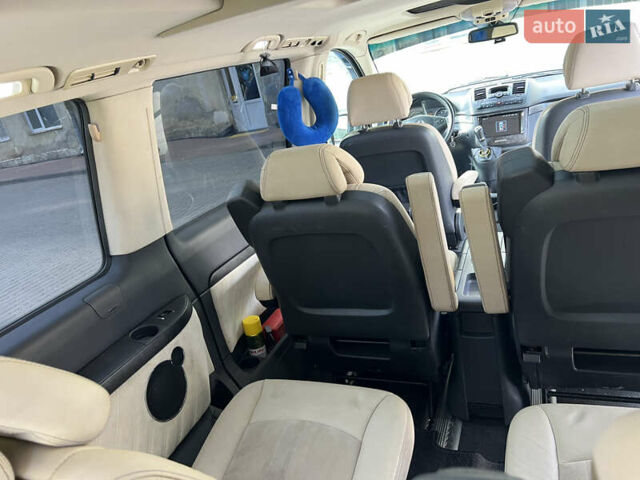 Черный Мерседес Виано, объемом двигателя 3.72 л и пробегом 332 тыс. км за 16500 $, фото 24 на Automoto.ua