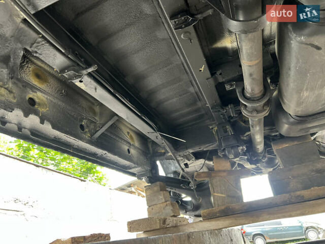 Черный Мерседес Виано, объемом двигателя 3.72 л и пробегом 332 тыс. км за 16500 $, фото 38 на Automoto.ua