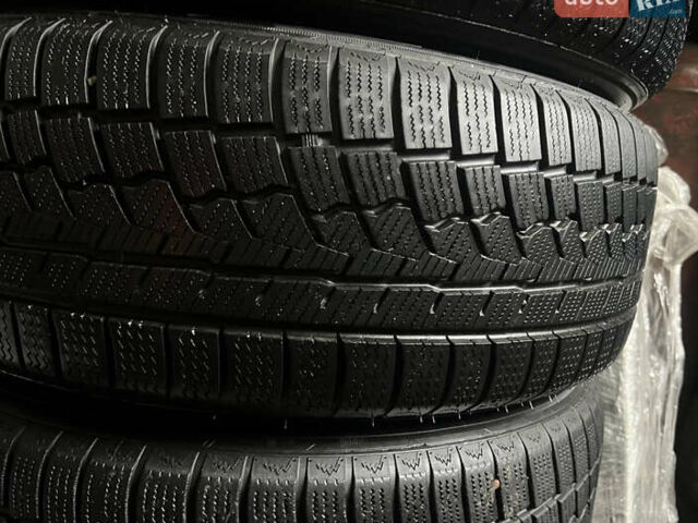 Черный Мерседес Виано, объемом двигателя 3.72 л и пробегом 332 тыс. км за 16500 $, фото 58 на Automoto.ua