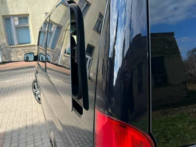 Черный Мерседес Виано, объемом двигателя 3.72 л и пробегом 332 тыс. км за 16500 $, фото 27 на Automoto.ua