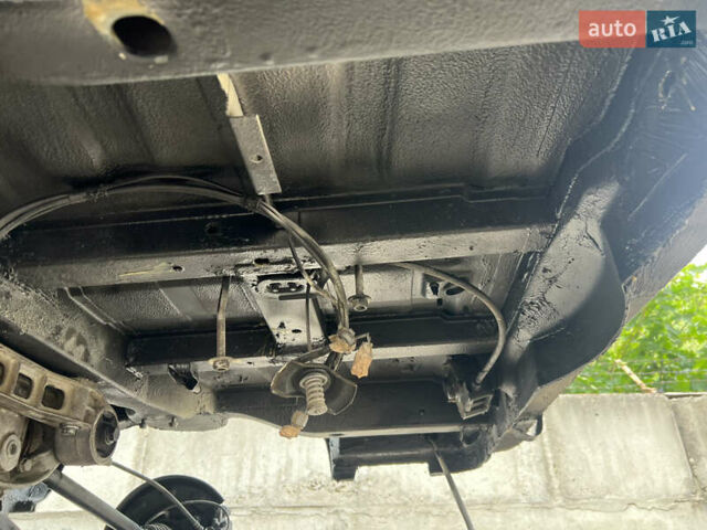 Черный Мерседес Виано, объемом двигателя 3.72 л и пробегом 332 тыс. км за 16500 $, фото 40 на Automoto.ua