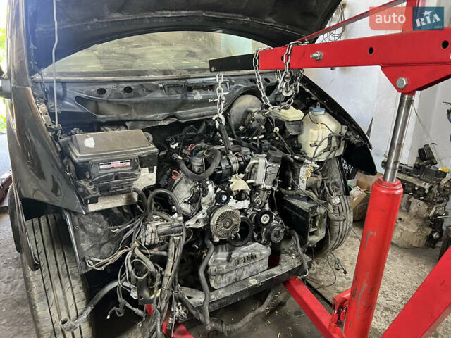 Черный Мерседес Виано, объемом двигателя 3.72 л и пробегом 332 тыс. км за 16500 $, фото 47 на Automoto.ua