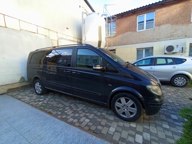 Черный Мерседес Виано, объемом двигателя 3 л и пробегом 430 тыс. км за 8000 $, фото 1 на Automoto.ua