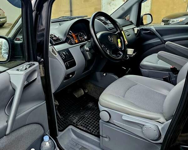 Чорний Мерседес Віано, об'ємом двигуна 3 л та пробігом 390 тис. км за 15999 $, фото 9 на Automoto.ua