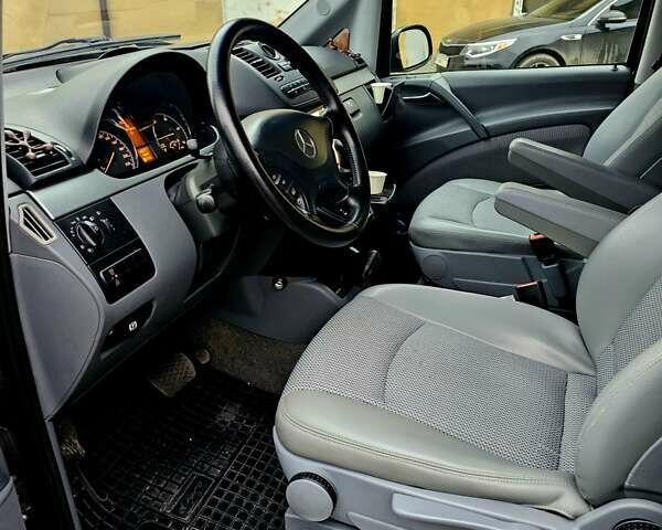 Чорний Мерседес Віано, об'ємом двигуна 3 л та пробігом 390 тис. км за 15999 $, фото 10 на Automoto.ua