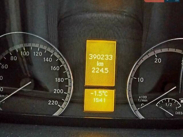 Чорний Мерседес Віано, об'ємом двигуна 3 л та пробігом 390 тис. км за 15999 $, фото 21 на Automoto.ua