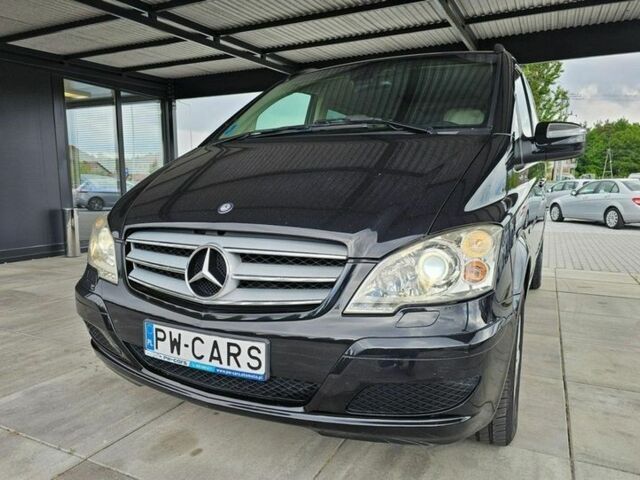 Черный Мерседес Виано, объемом двигателя 3 л и пробегом 277 тыс. км за 8400 $, фото 2 на Automoto.ua